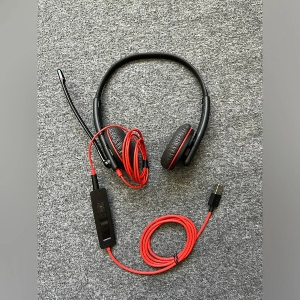 Plantronics Blackwire C3220 USB-A Wired Stereo Headset Black Red‎ C3200 Series